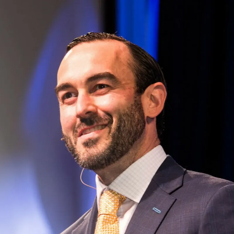 Craig Ballantyne, LinkedIn client of High Income Society